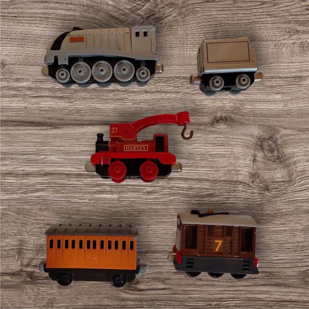 Thomas & Friends Take N Play Trains & Carry Case Bundle